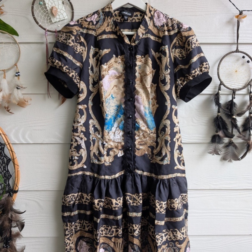 Bebe Elegant Black and Gold Women's Dress in great condition size M. - Picture 3 of 10